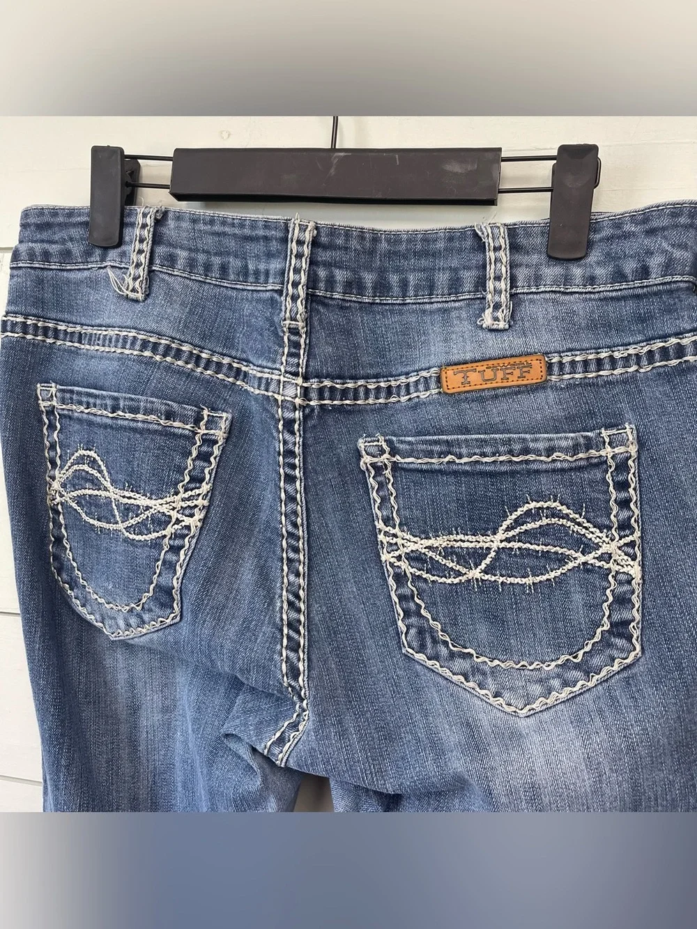 Cowgirl Tuff Company‎ Demi Cream dark blue denim jeans women’s size 30 X 33